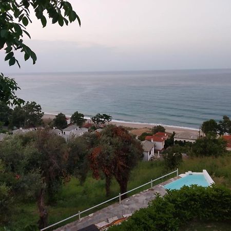 Isabel Artemis Apartment Chorefton Bagian luar foto