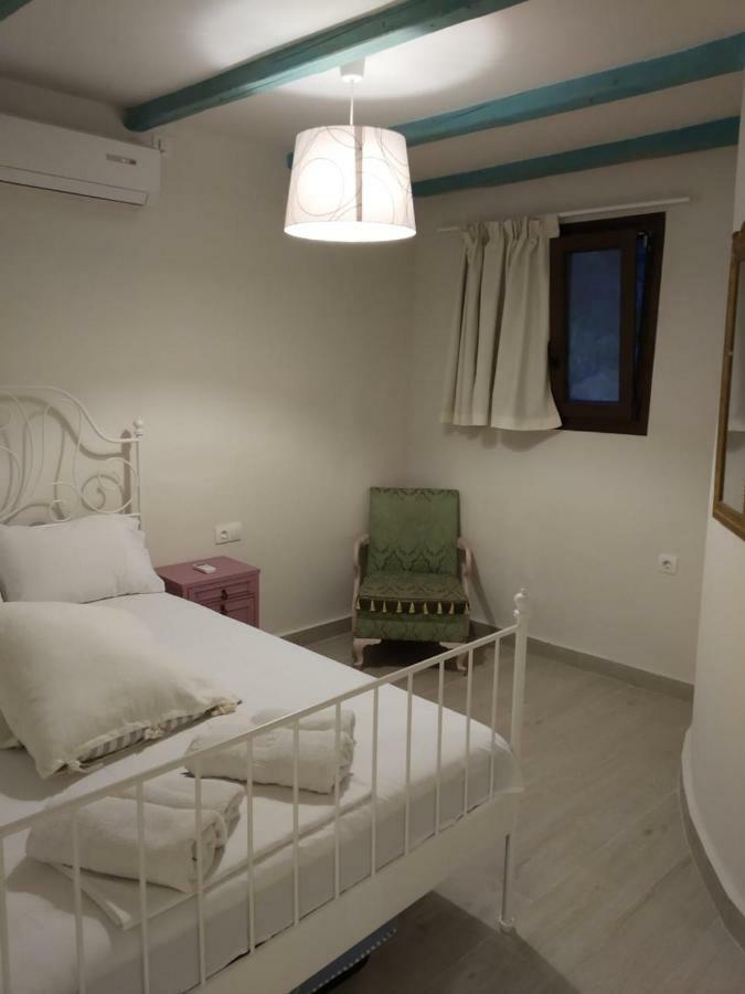 Isabel Artemis Apartment Chorefton Bagian luar foto