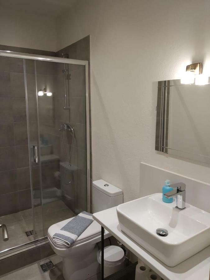 Isabel Artemis Apartment Chorefton Bagian luar foto