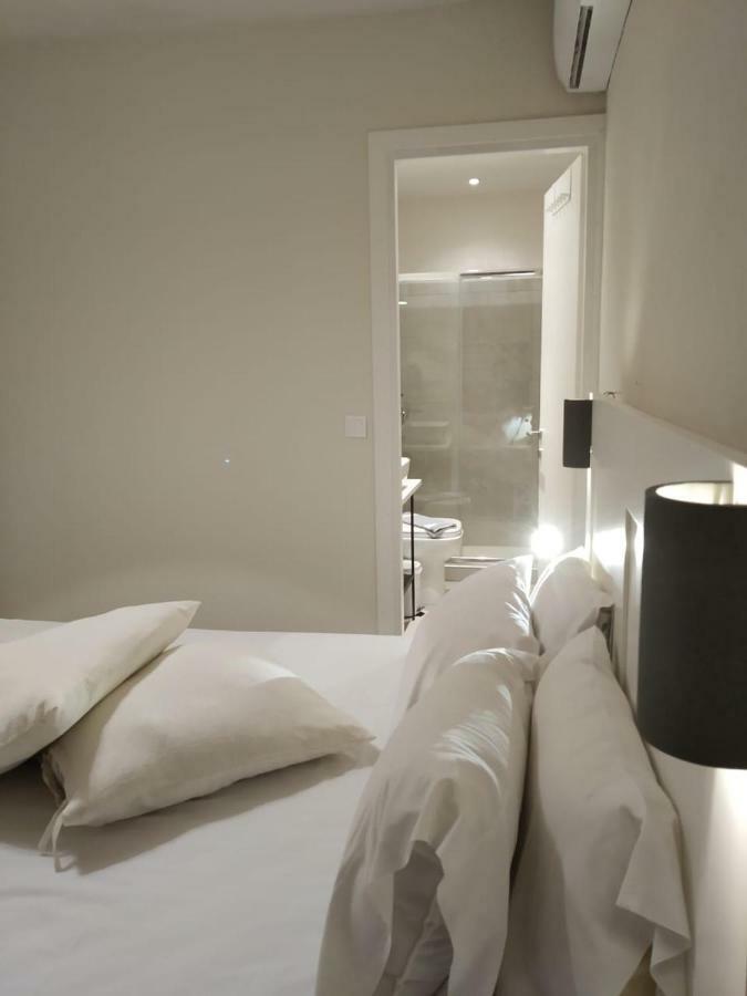 Isabel Artemis Apartment Chorefton Bagian luar foto